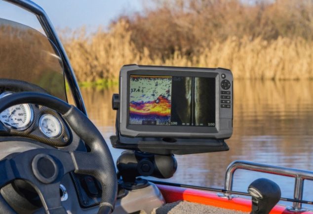 how to read a fish finder